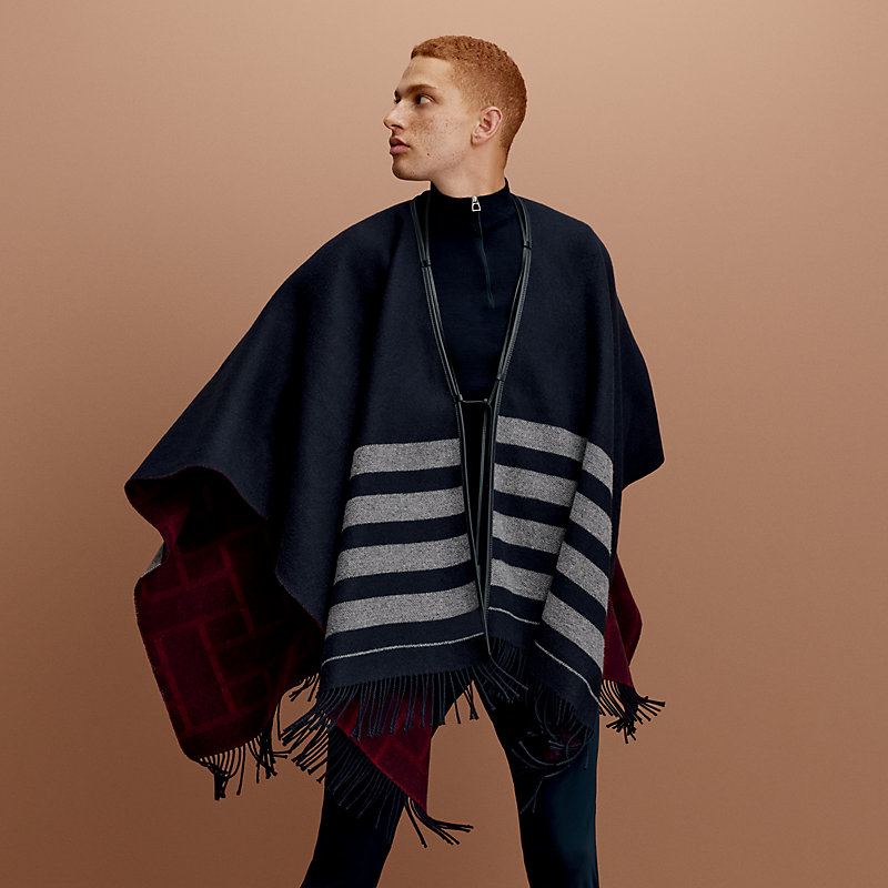 【嬉しいリバーシブル カップルで♪】HERMES ポンチョ Quadrille 嬉しいリバーシブル カップルで♪】HERMES ポンチョ Quadrille
